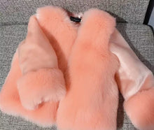 Load image into Gallery viewer, Faux Fur coat

